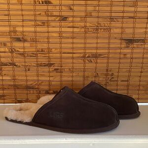 UGG Men's Scuff Slippers, Dark Brown, Size 11